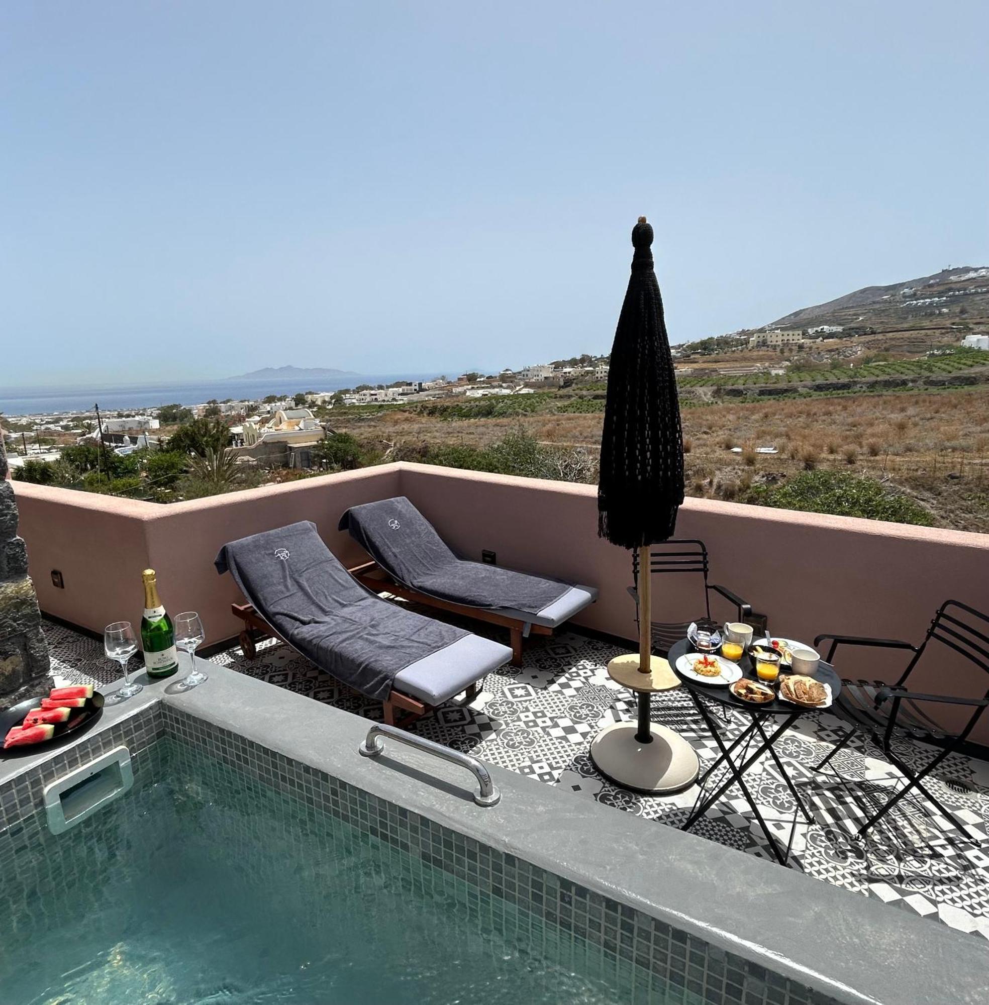 Golden Moments Luxury Stone Villas A Mesaria Pokoj fotografie