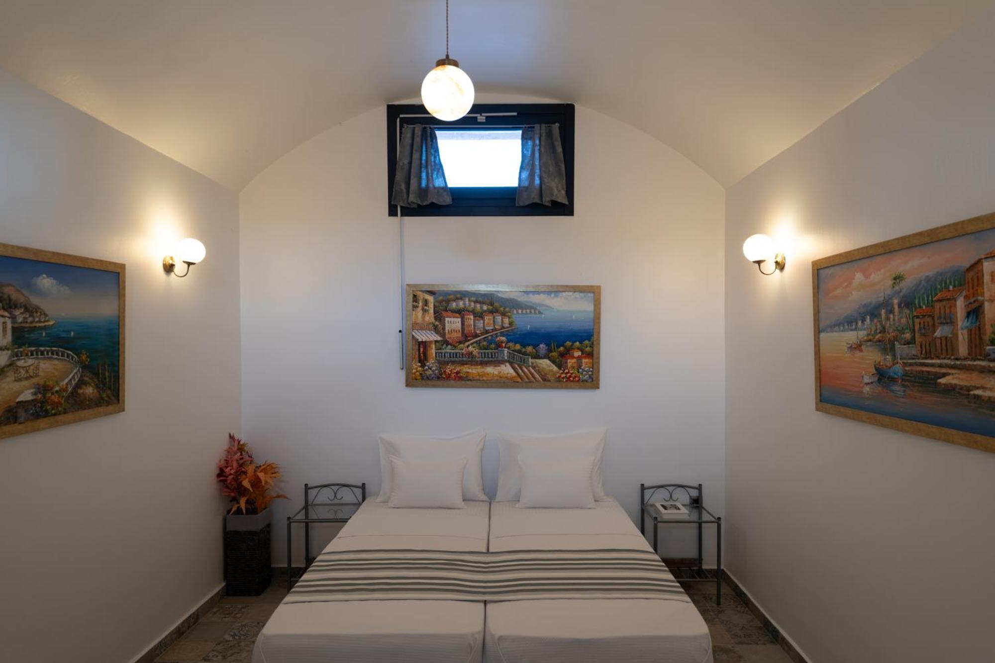 Golden Moments Luxury Stone Villas A Mesaria Pokoj fotografie